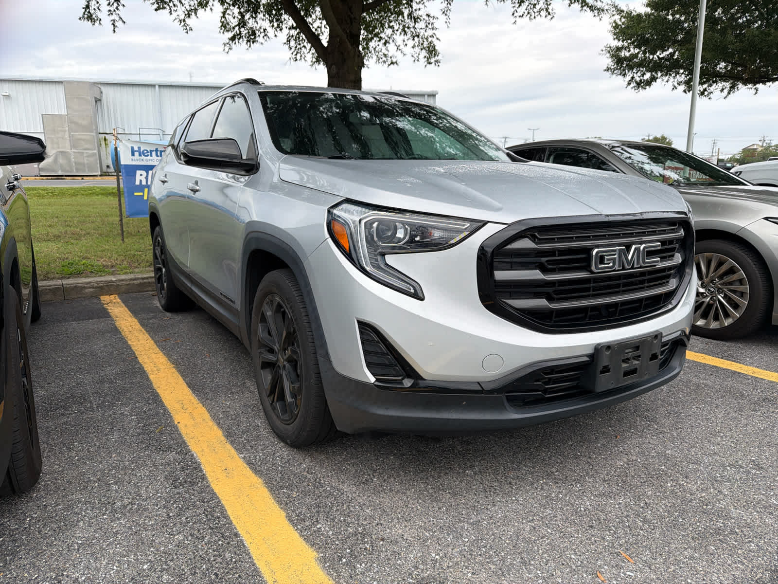 2020 Gmc Terrain SLE photo 2