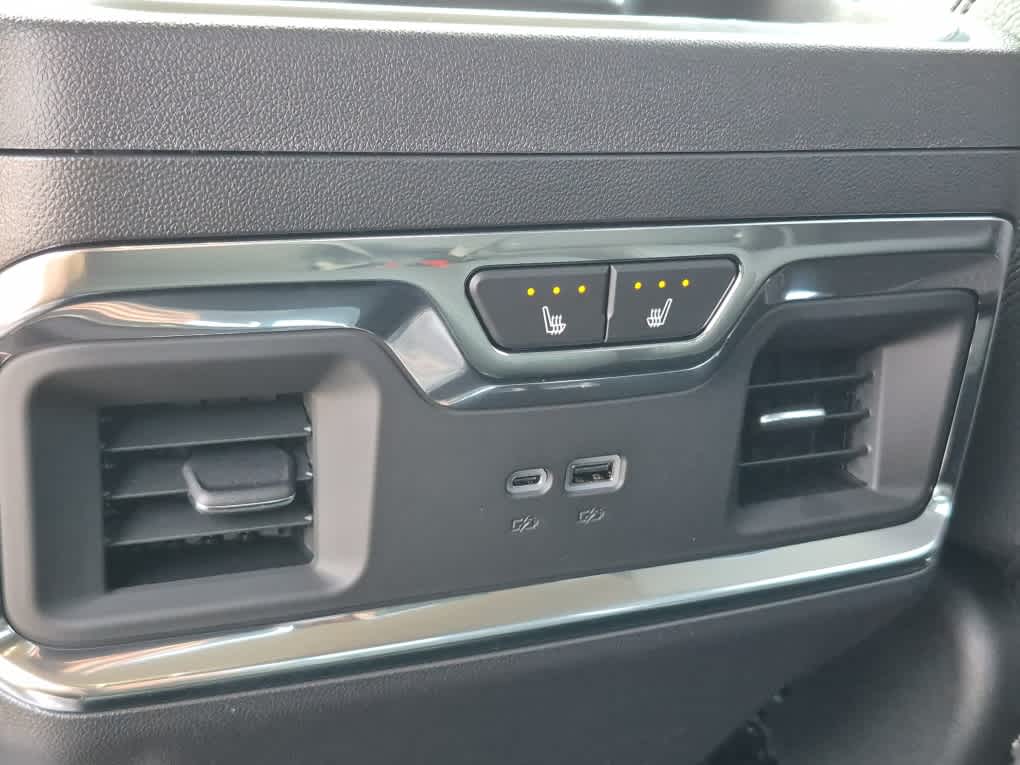 2026 GMC Sierra 1500 Denali - Photo 8
