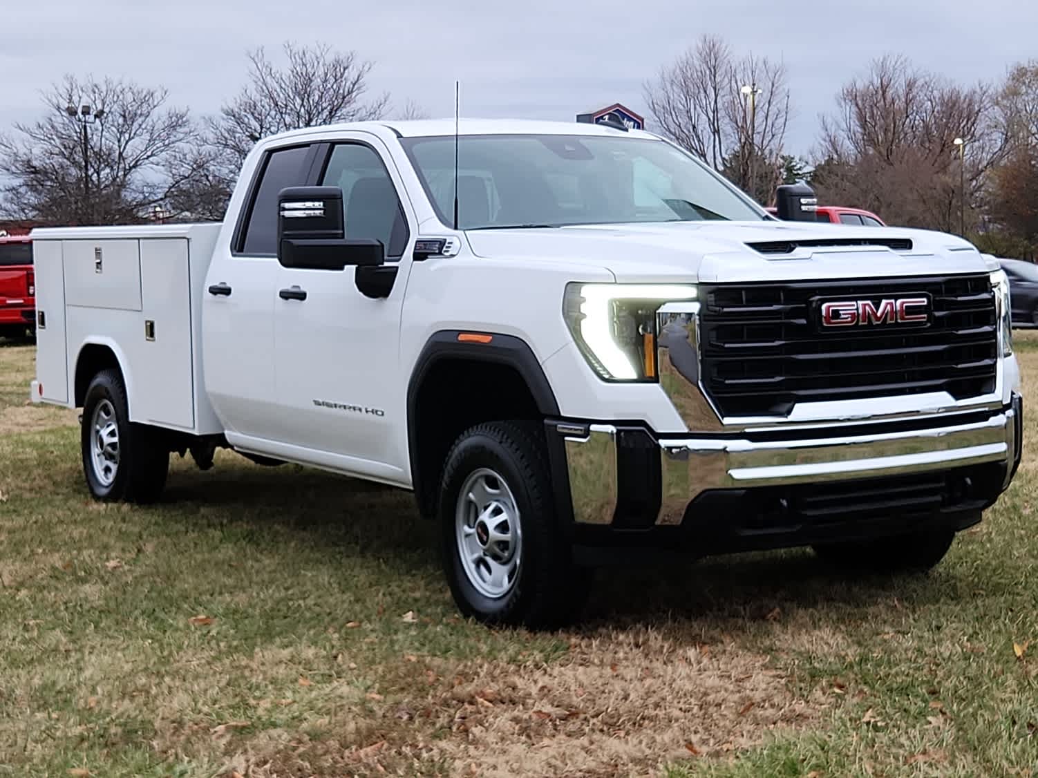 2025 Gmc Sierra 2500 HD Pro photo 2