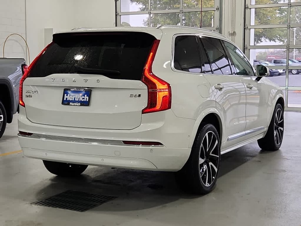 Used 2023 Volvo XC90 Plus