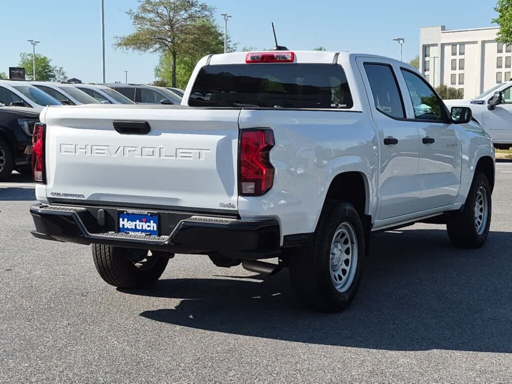 Used 2024 Chevrolet Colorado WT Truck