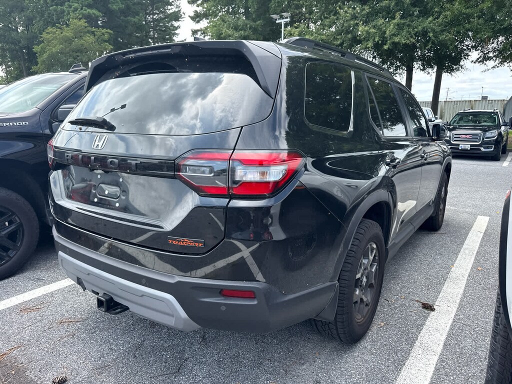 Used 2025 Honda Pilot TrailSport
