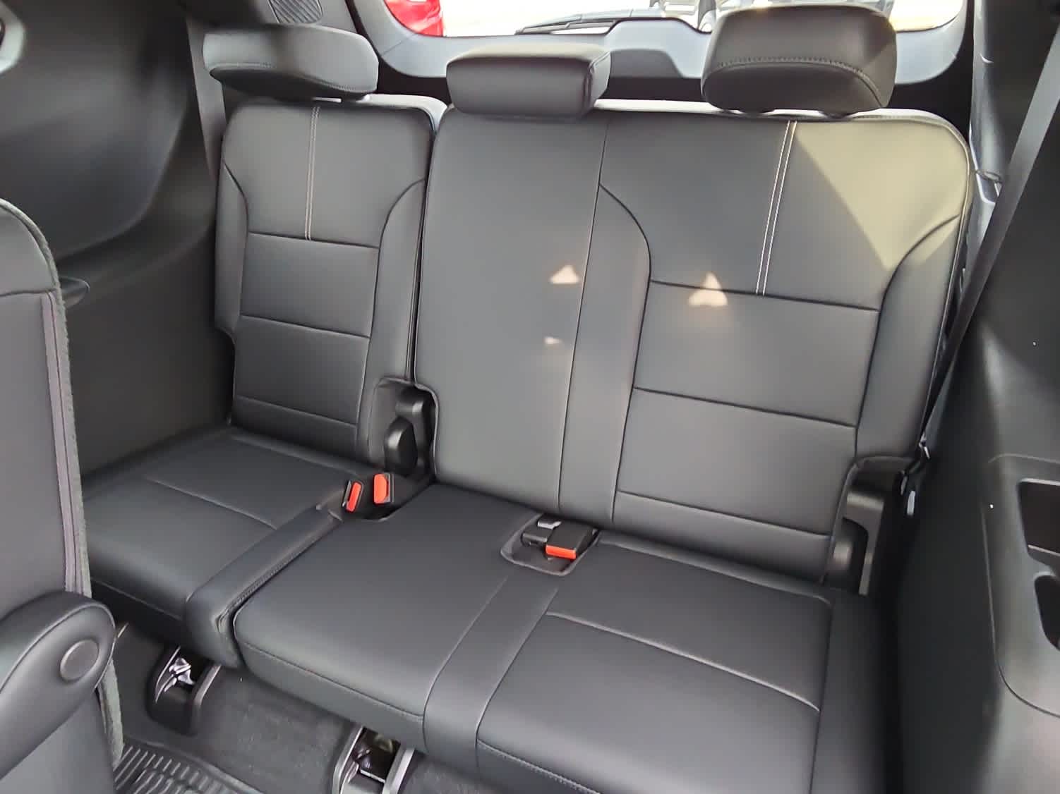 2026 GMC Acadia Elevation - Photo 7