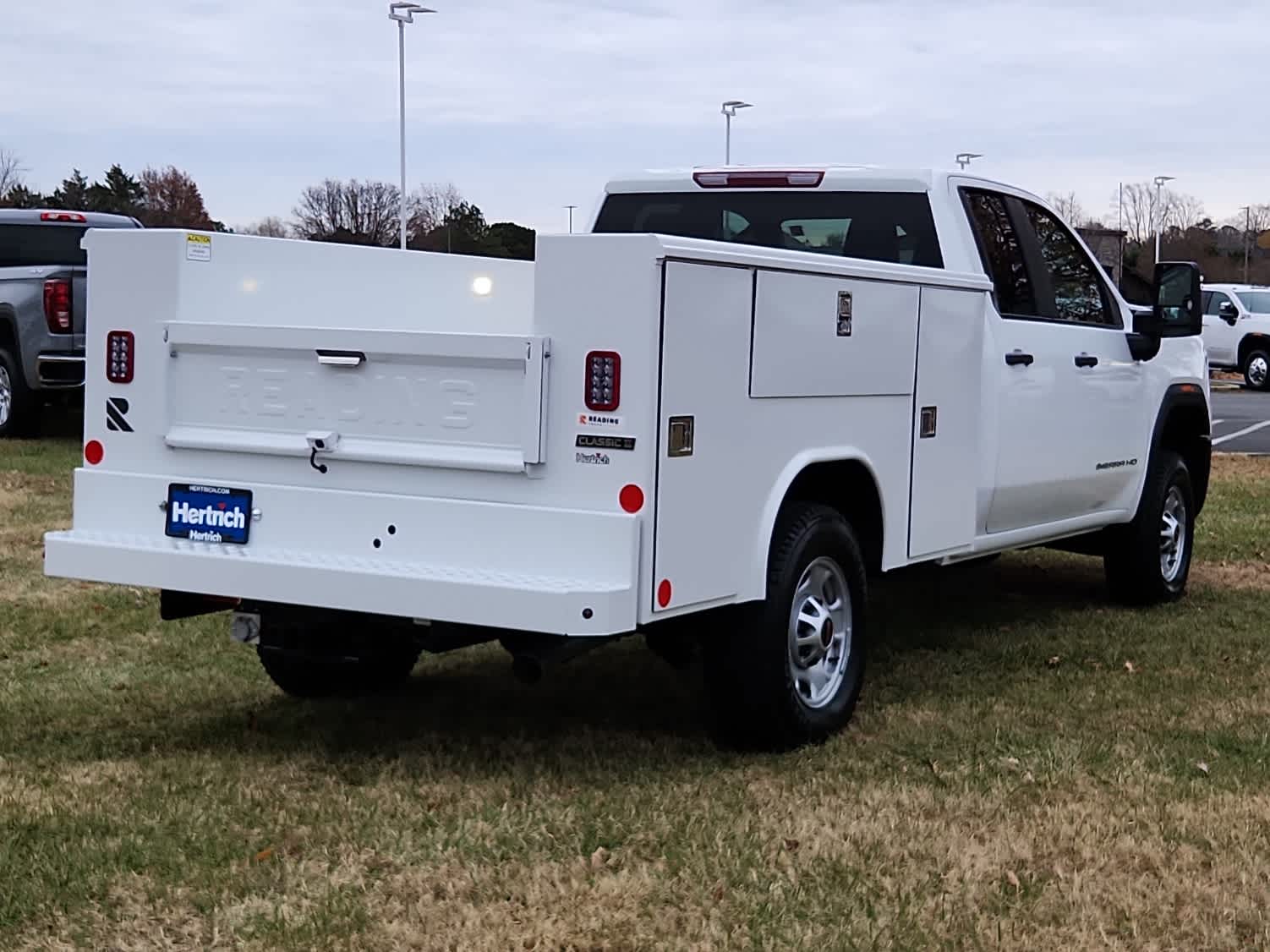 2025 Gmc Sierra 2500 HD Pro photo 3