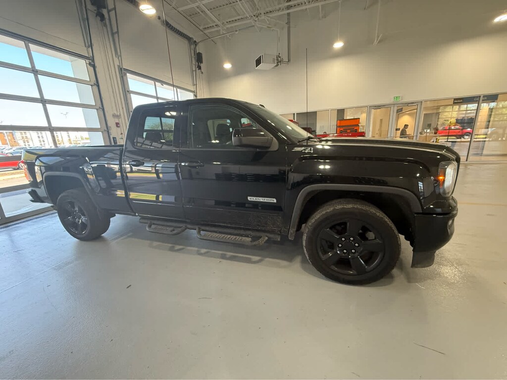 Used 2017 GMC Sierra 1500 SLE Truck
