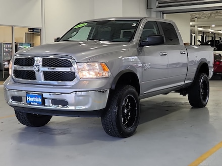 2019 Ram 1500 Classic SLT