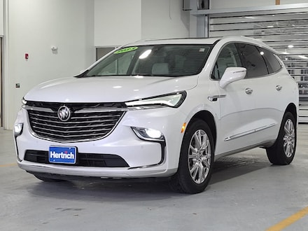 2023 Buick Enclave Essence SUV