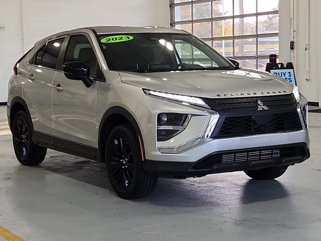 Used 2023 Mitsubishi Eclipse Cross LE