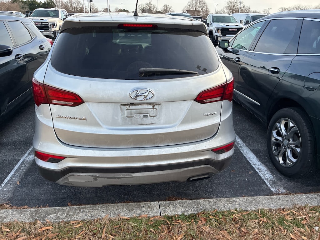 Used 2018 Hyundai Santa Fe Sport 2.4L