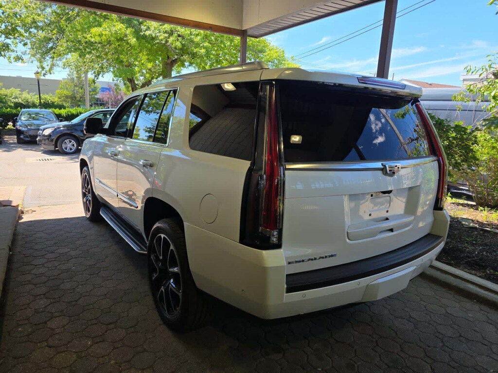 Used 2018 CADILLAC Escalade Luxury SUV