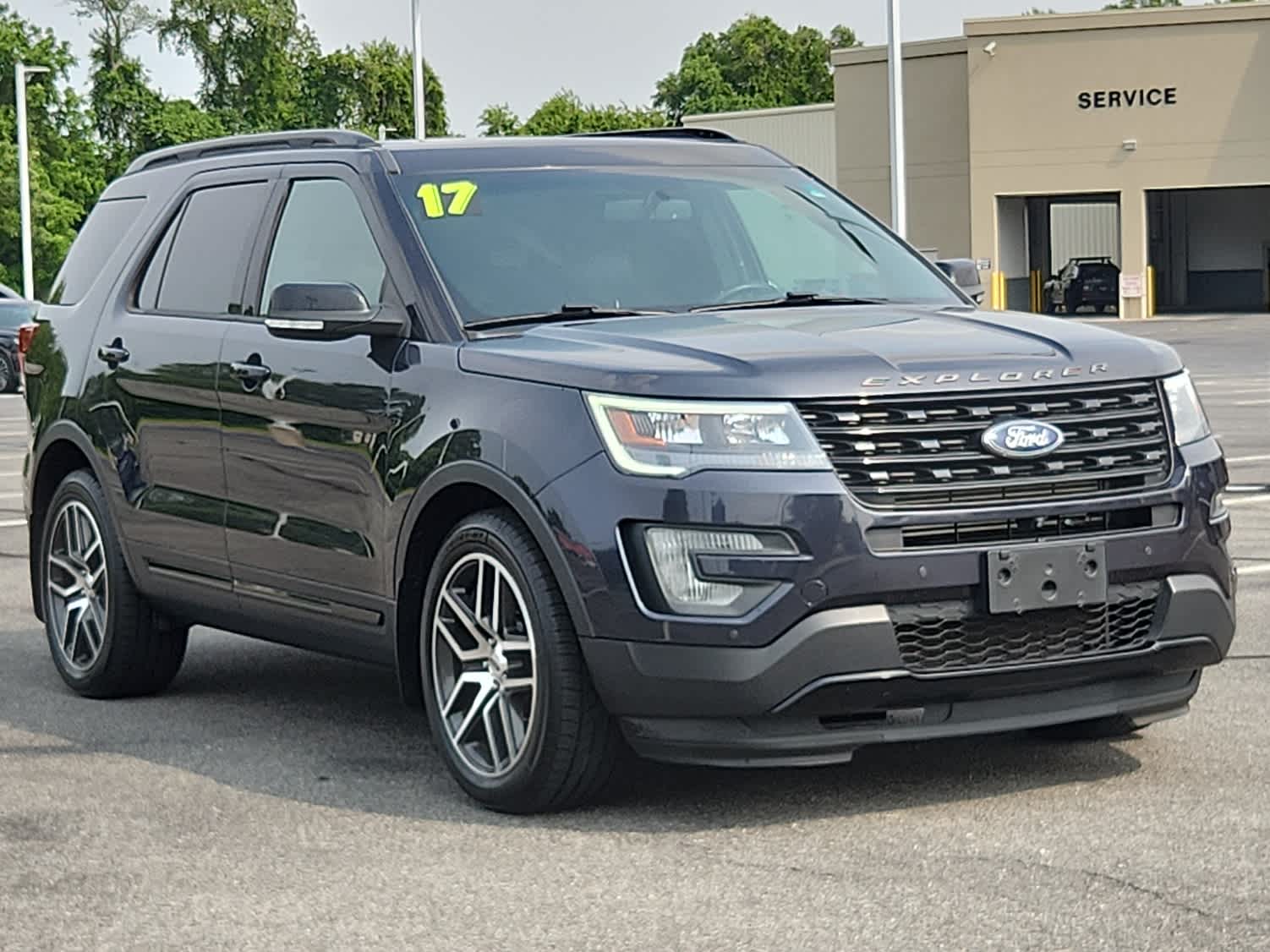 Used 2017 Ford Explorer Sport with VIN 1FM5K8GT2HGB00307 for sale in Dover, DE