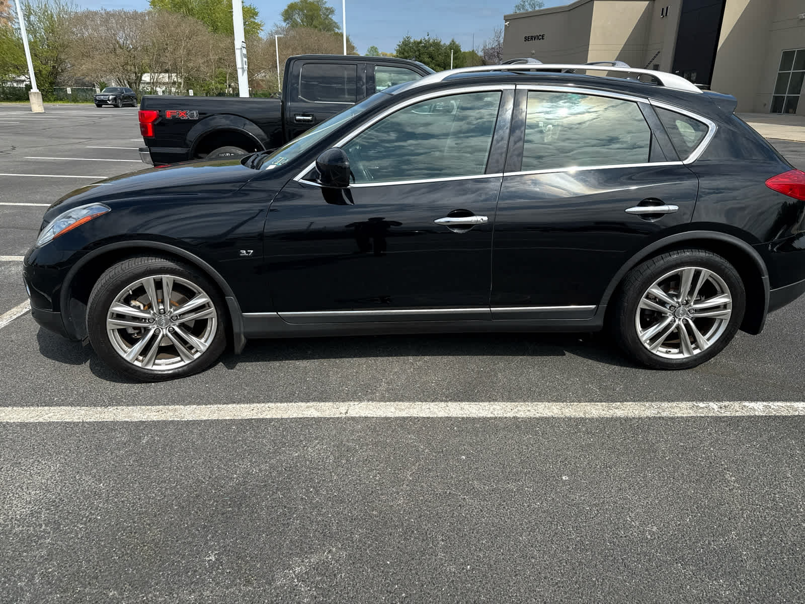 Used 2015 INFINITI QX50 Journey with VIN JN1BJ0HR1FM773525 for sale in Dover, DE