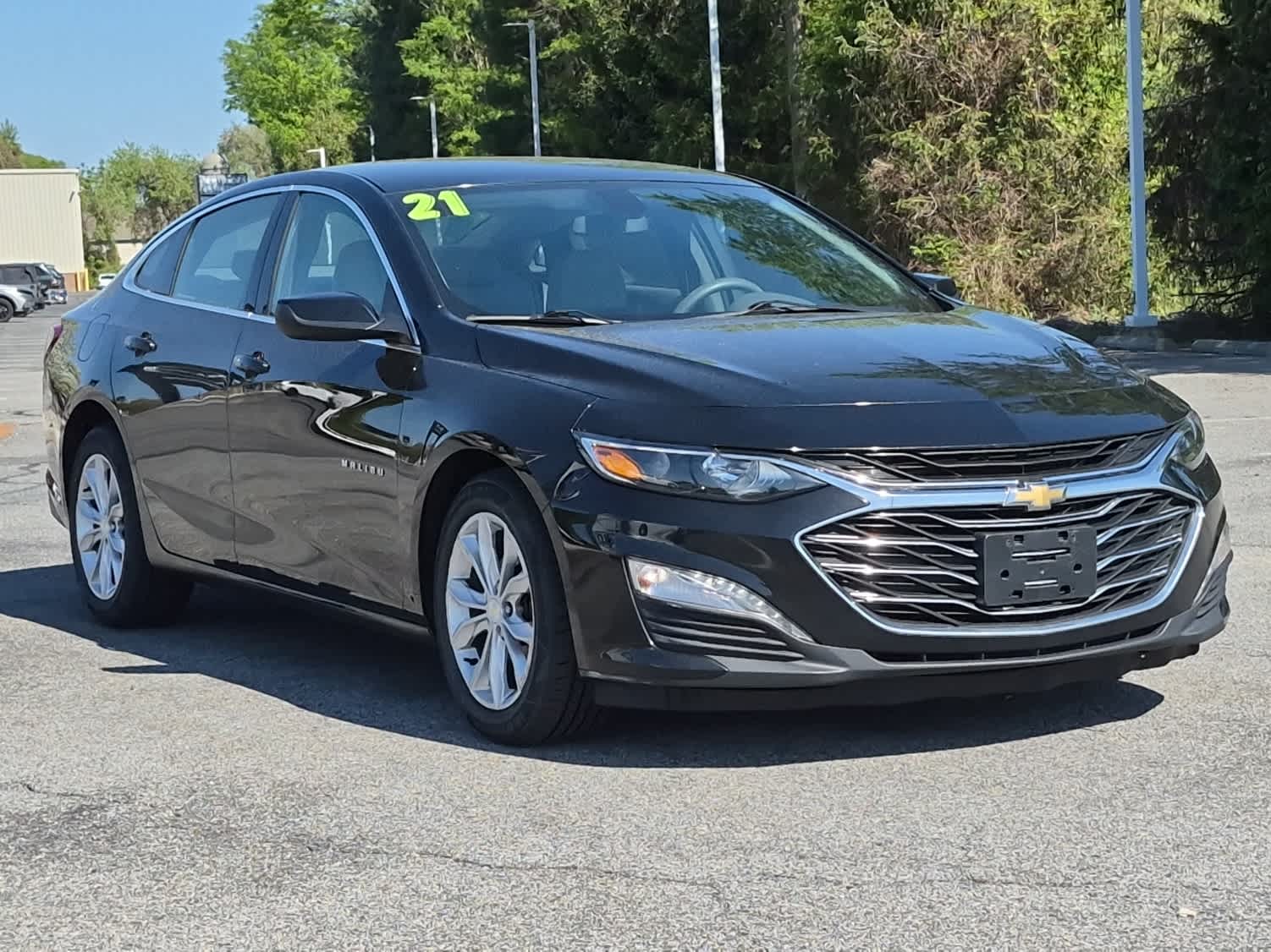 Used 2021 Chevrolet Malibu 1LT with VIN 1G1ZD5ST8MF030682 for sale in Dover, DE