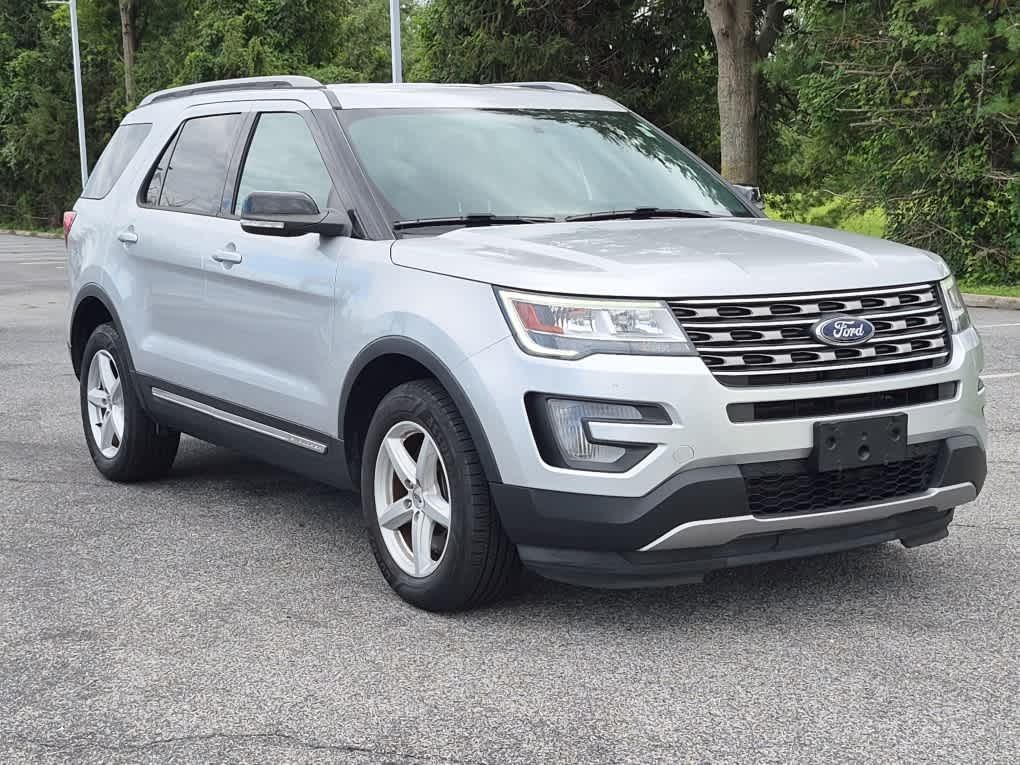 Used 2017 Ford Explorer XLT with VIN 1FM5K8D80HGC60296 for sale in Dover, DE