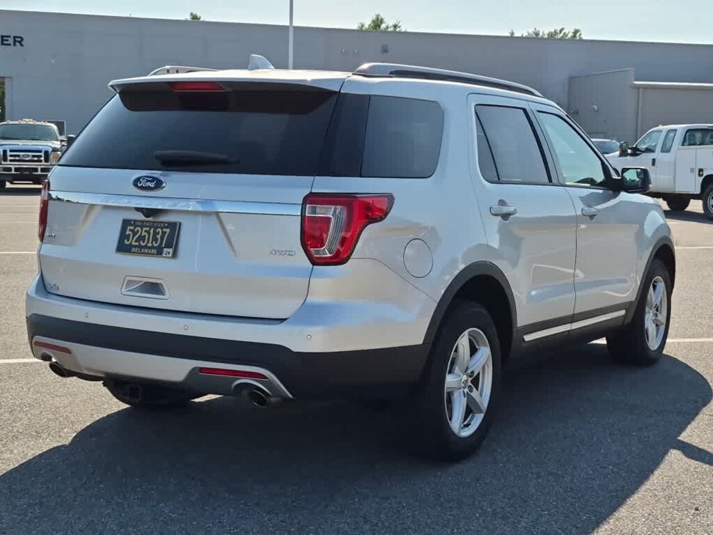 Used 2017 Ford Explorer XLT SUV