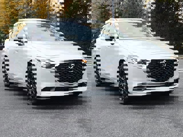 2025 Mazda Mazda3 2.5 Select Sport photo 2