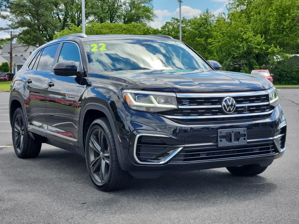 Used 2022 Volkswagen Atlas Cross Sport SEL R-Line with VIN 1V2SC2CA1NC213396 for sale in Dover, DE