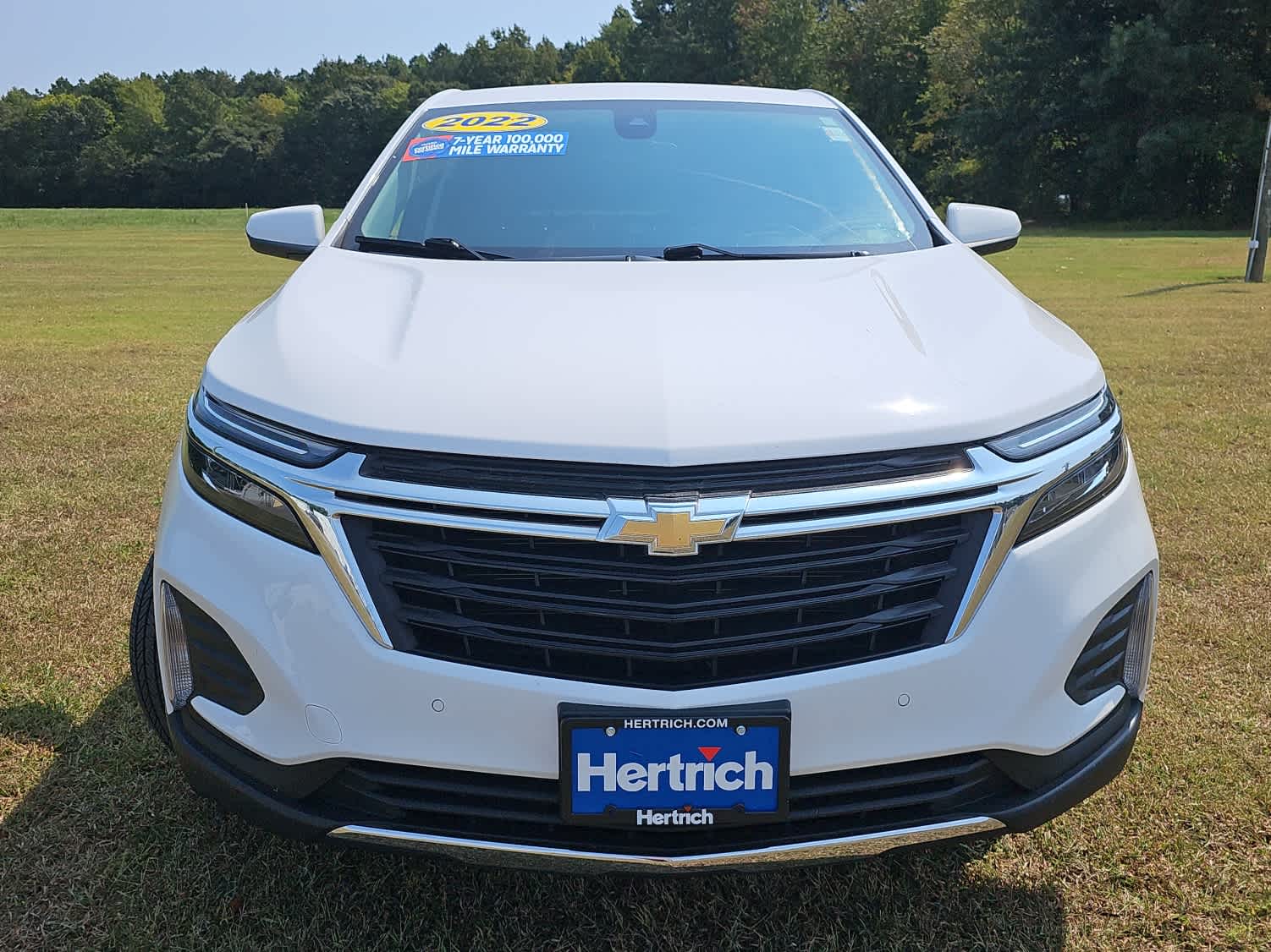 2022 Chevrolet Equinox LT photo 2