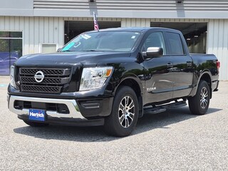 2023 Nissan Titan SV Truck Crew Cab