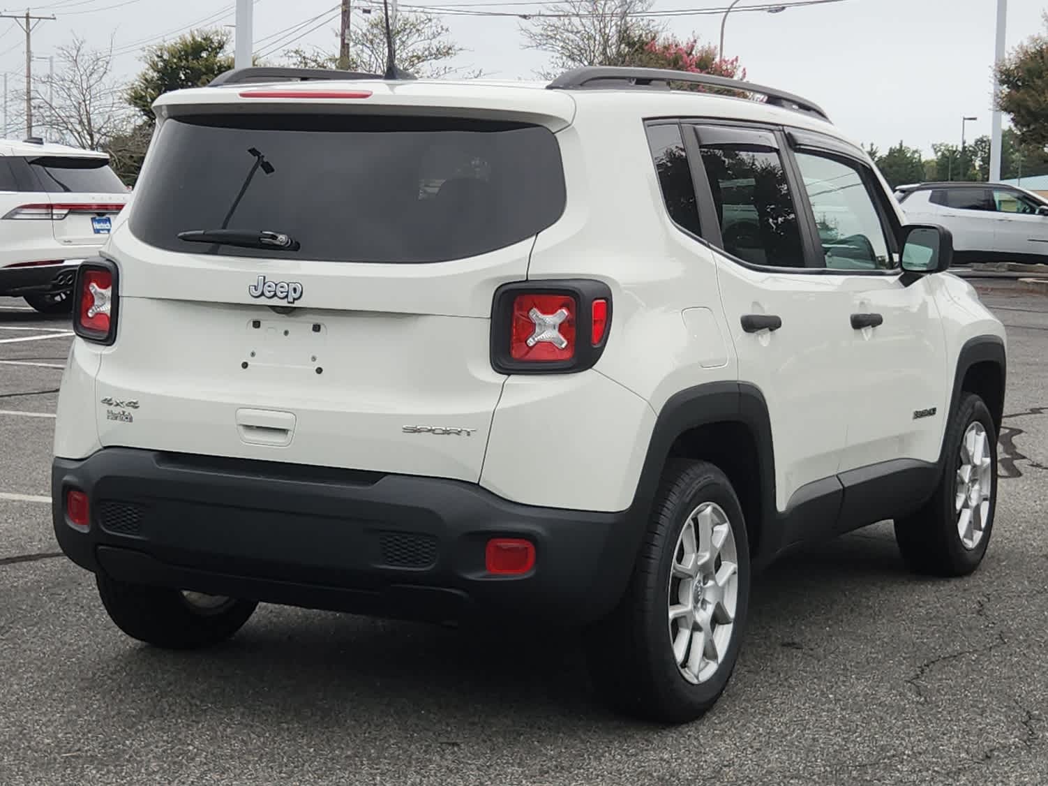 2019 Jeep Renegade Sport photo 3