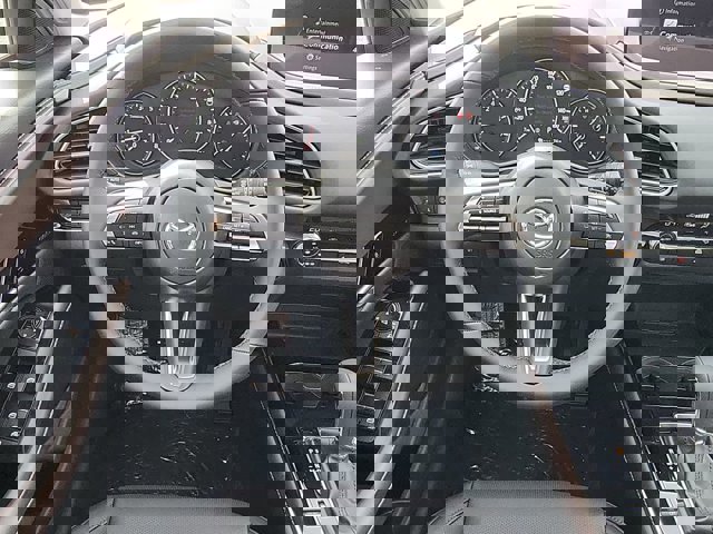 2025 Mazda CX-30 Premium - Photo 8