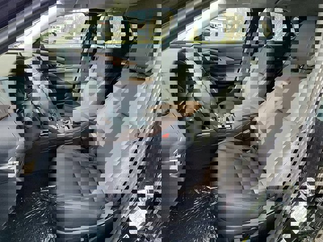 2025 Mazda CX-30 Premium - Photo 10