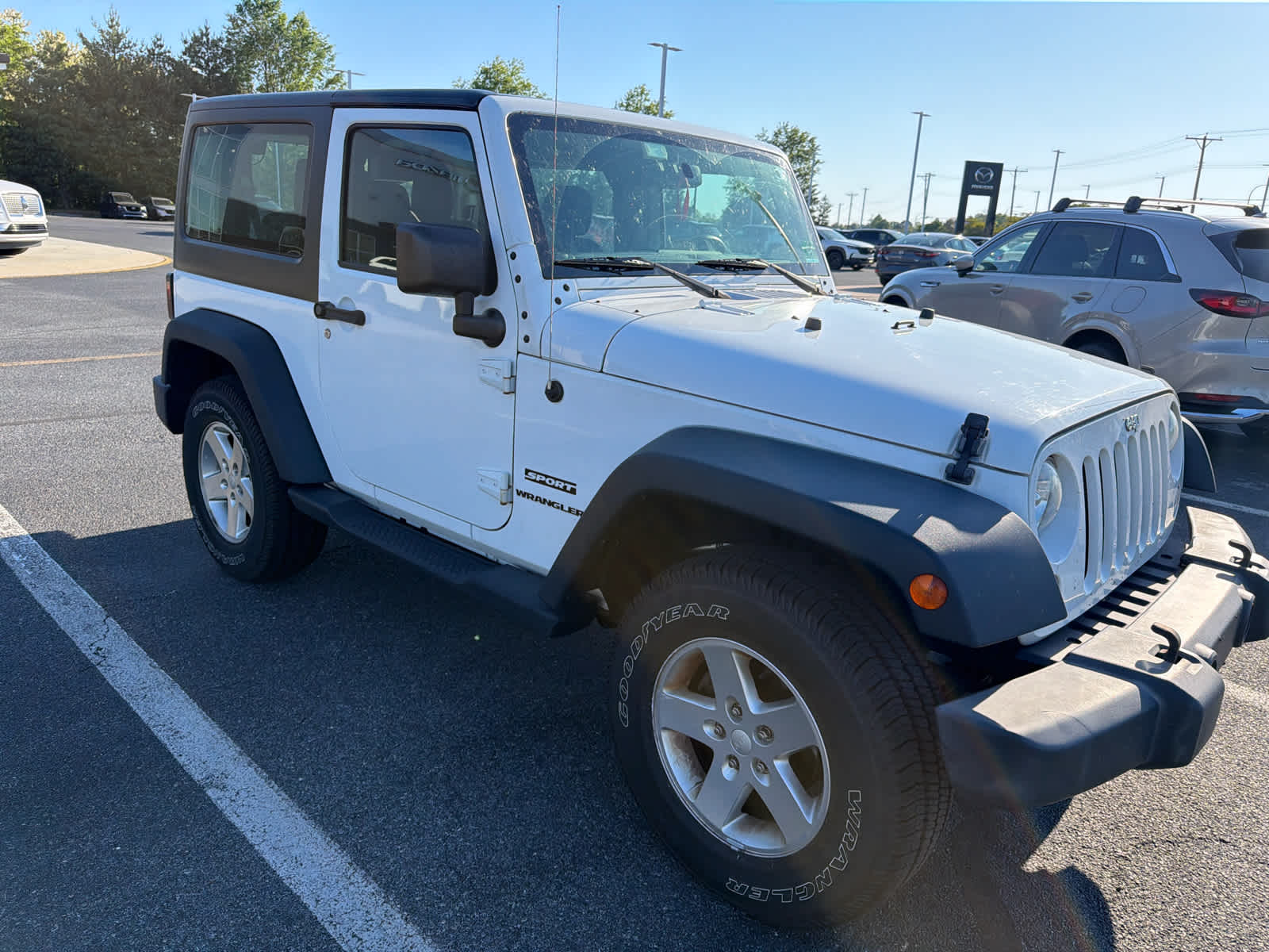 2016 Jeep Wrangler Sport's photo