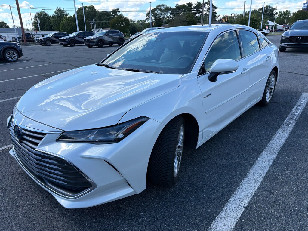 Used 2019 Toyota Avalon Limited Sedan