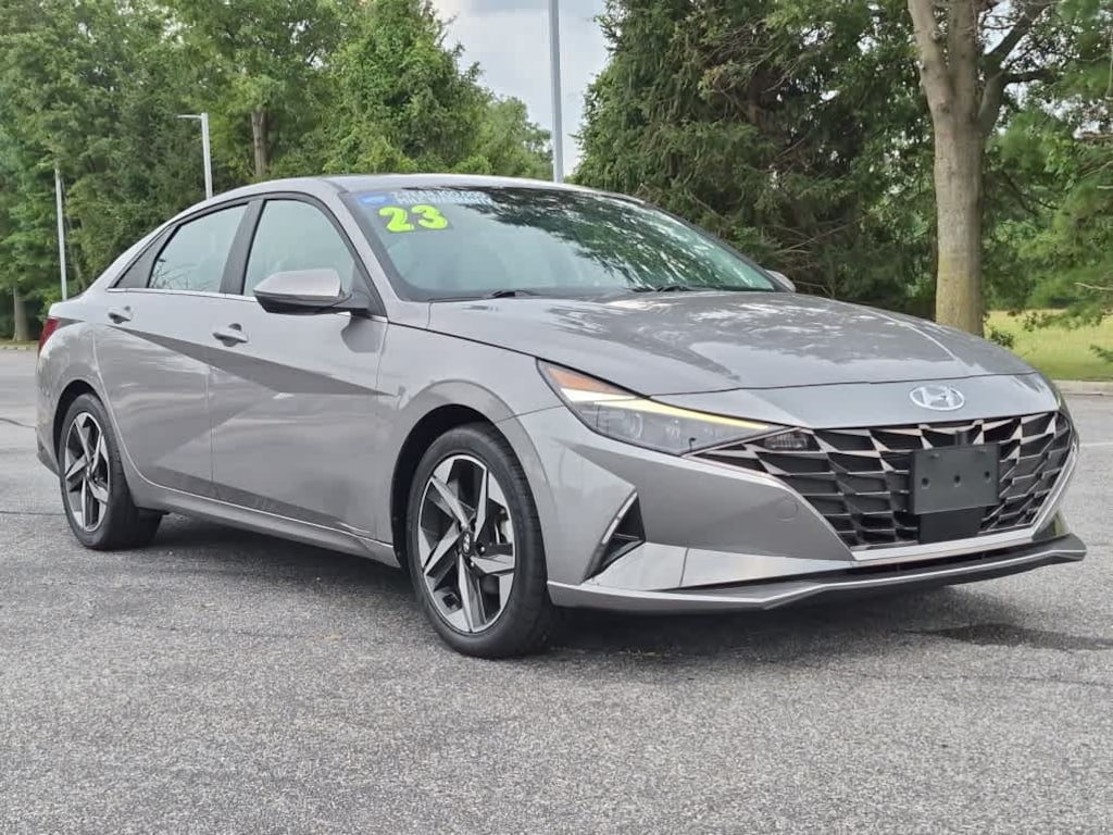 Used 2023 Hyundai Elantra Hybrid Limited Sedan