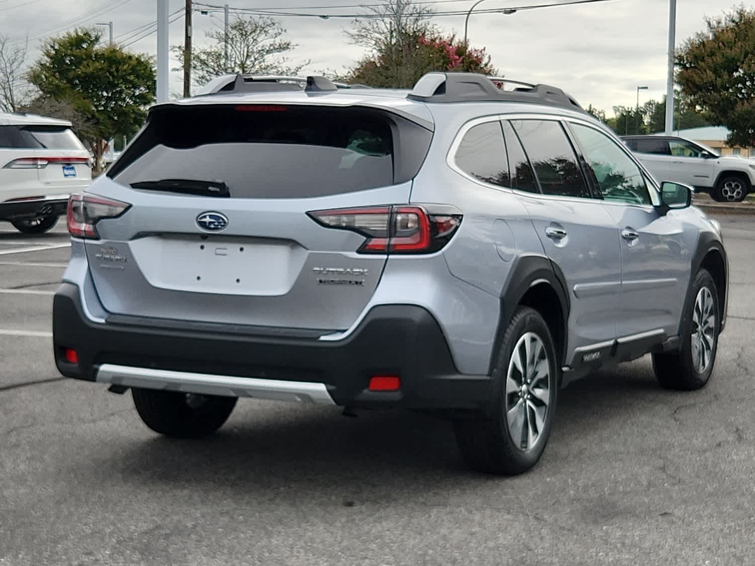 2024 Subaru Outback Touring XT photo 2