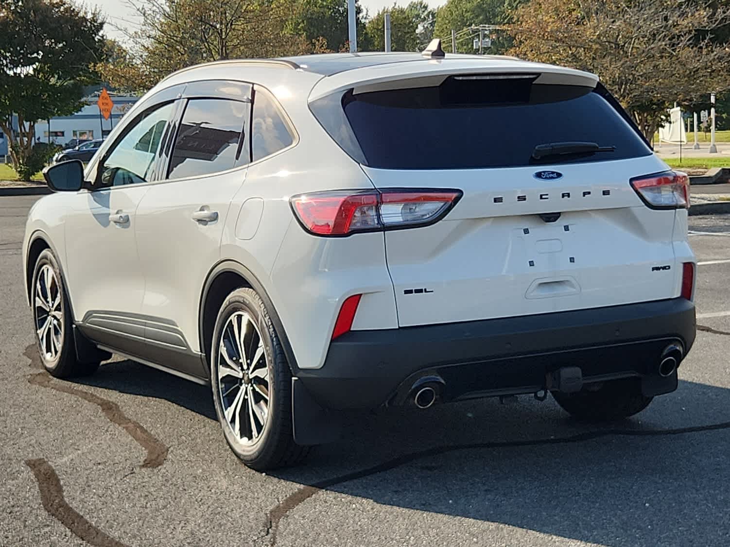2022 Ford Escape SEL photo 4