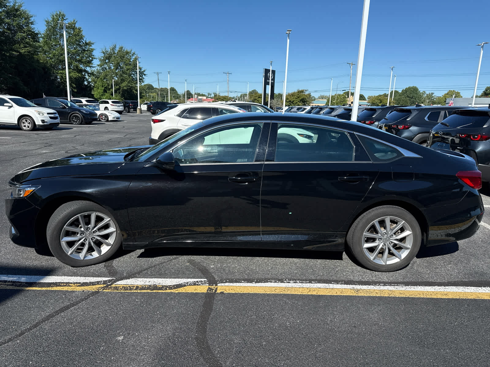 Used 2021 Honda Accord LX with VIN 1HGCV1F10MA106941 for sale in Kansas City