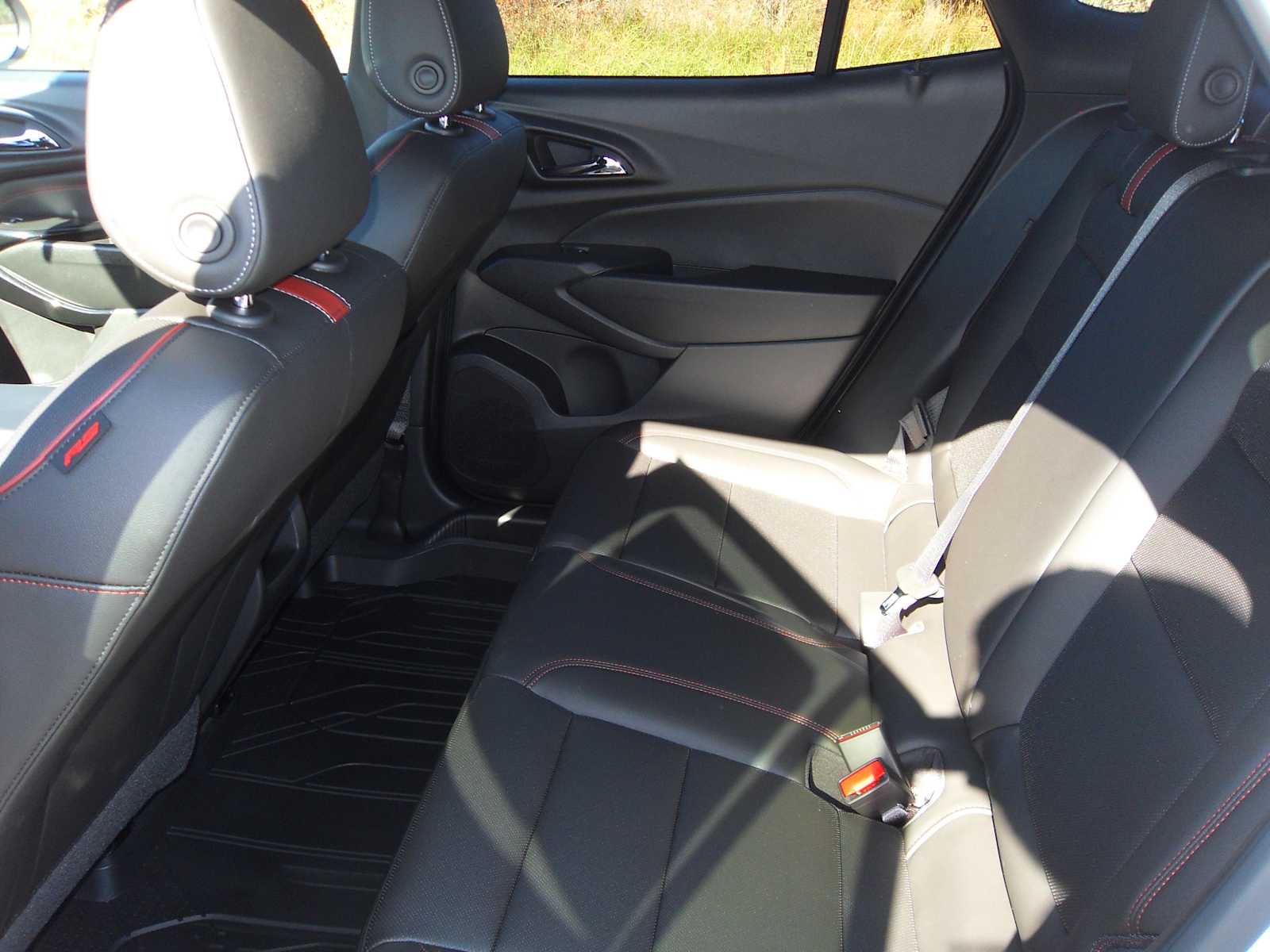 2026 Chevrolet Trax RS - Photo 13