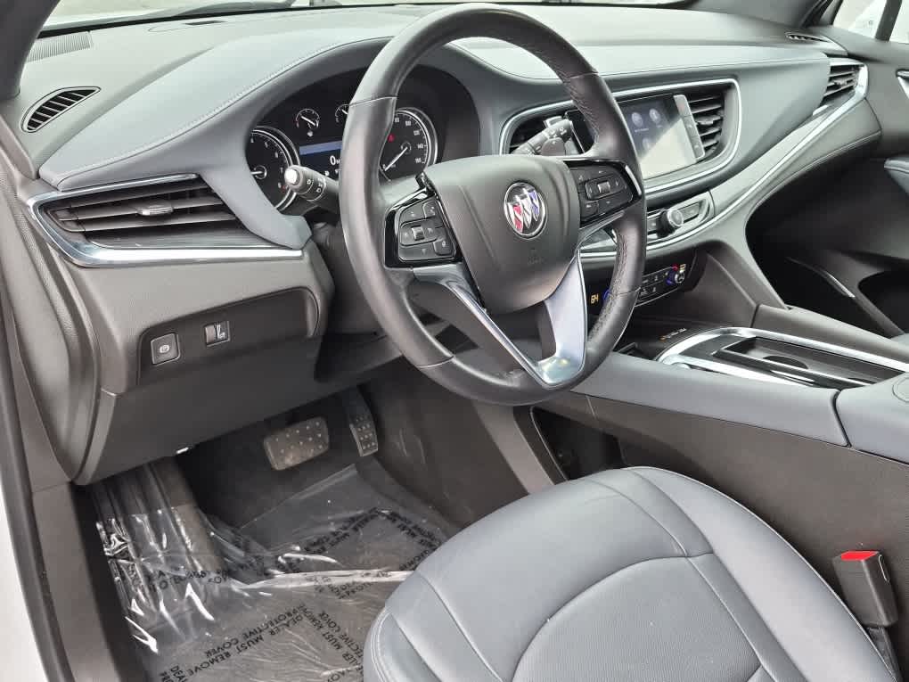 2023 Buick Enclave Essence - Photo 13