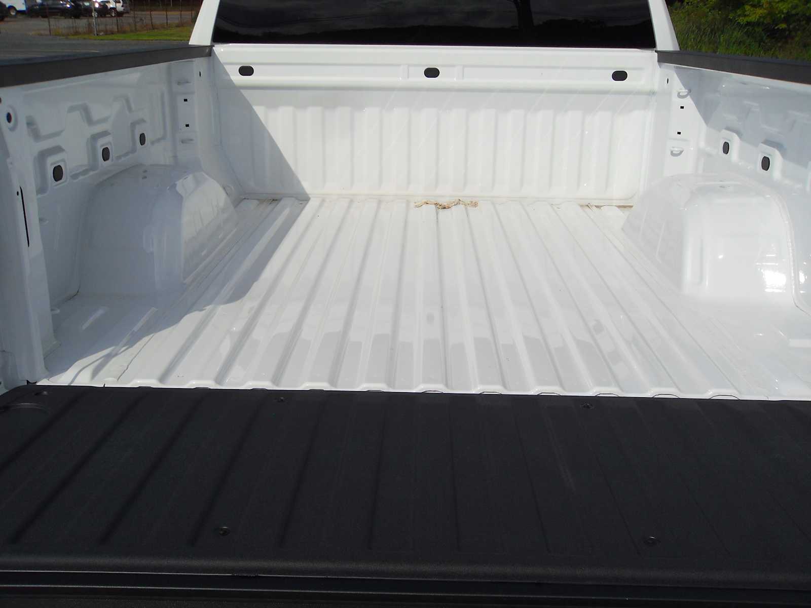2026 Chevrolet Silverado 1500 LT - Photo 14