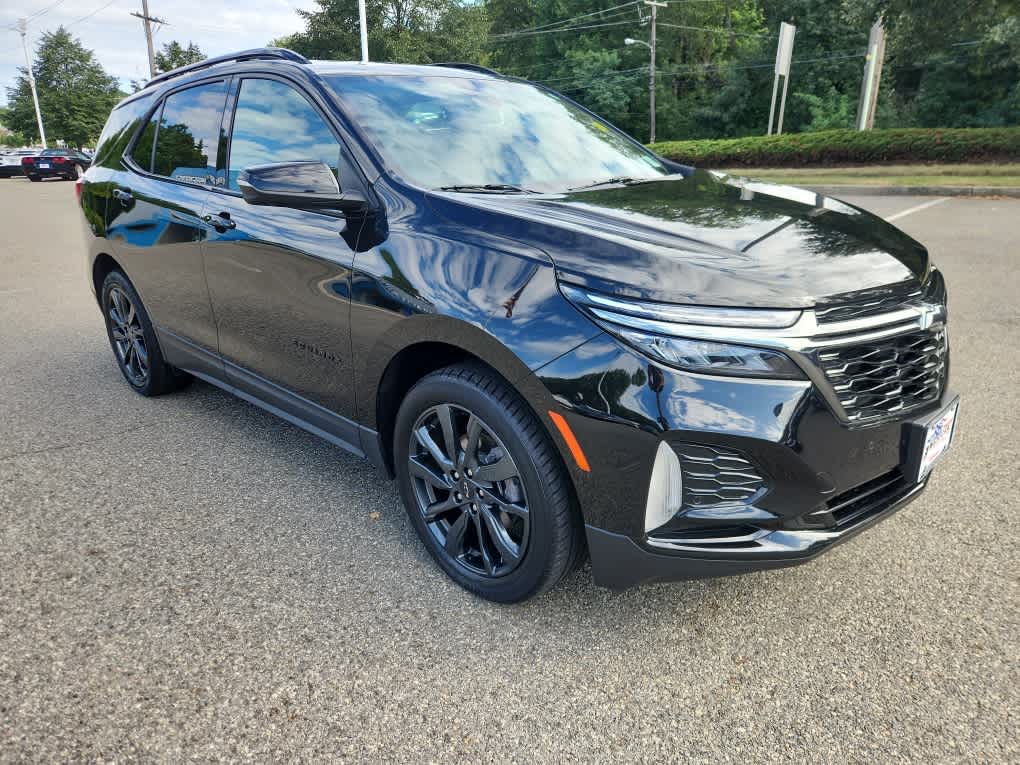 2022 Chevrolet Equinox RS photo 3