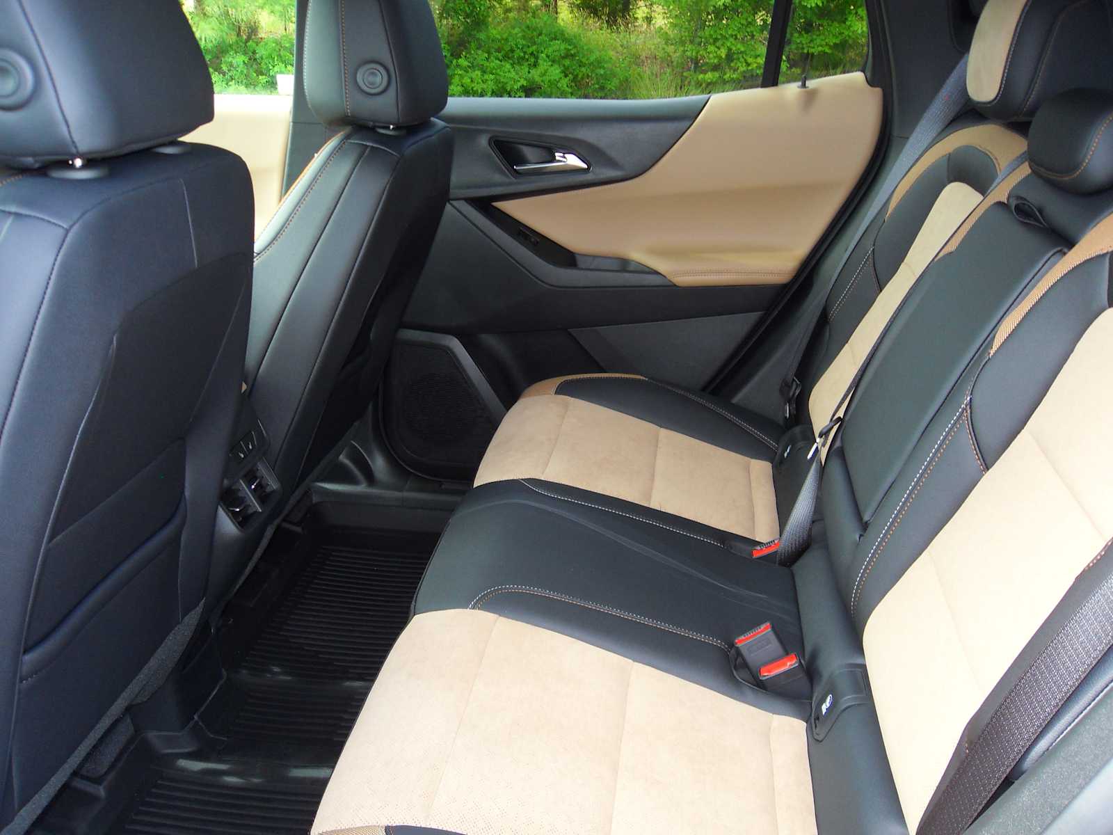 2026 Chevrolet Equinox ACTIV - Photo 14