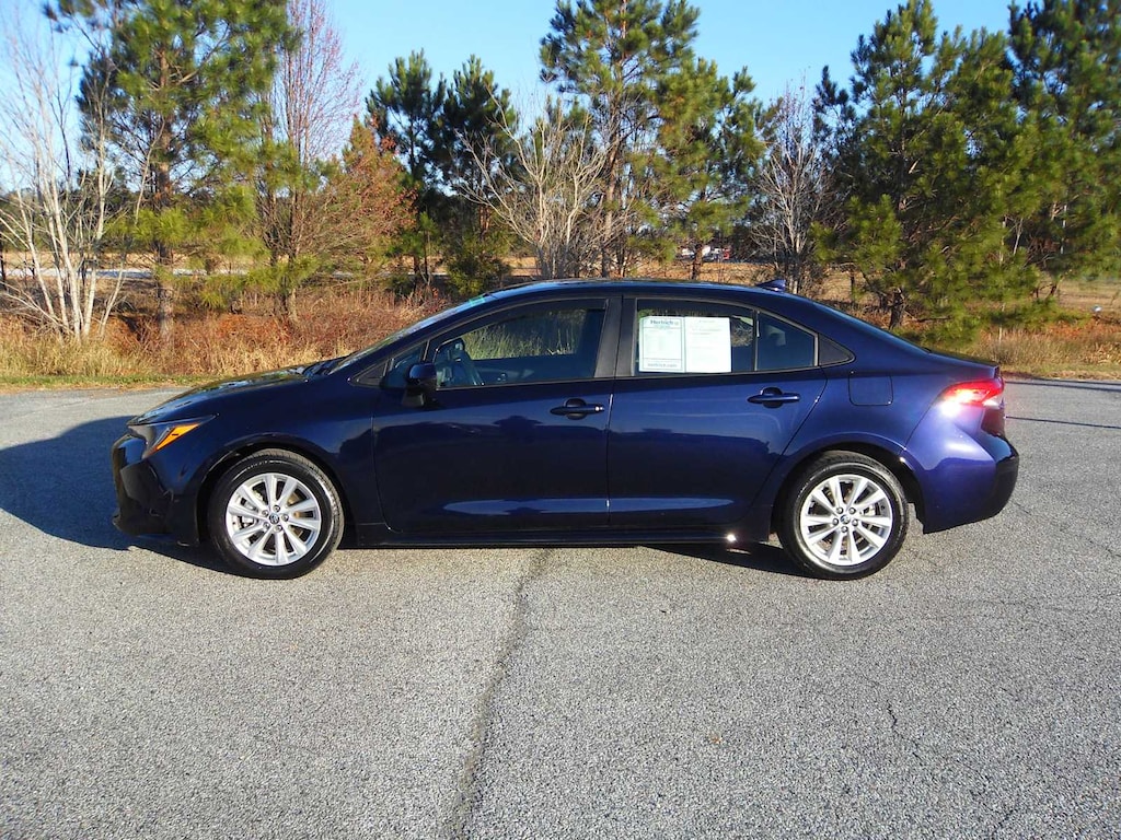Used 2024 Toyota Corolla LE Sedan