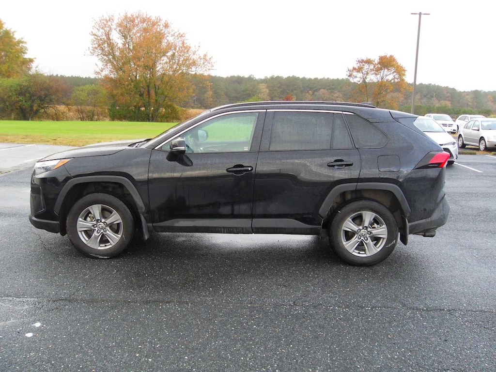 Used 2024 Toyota RAV4 Hybrid XLE SUV