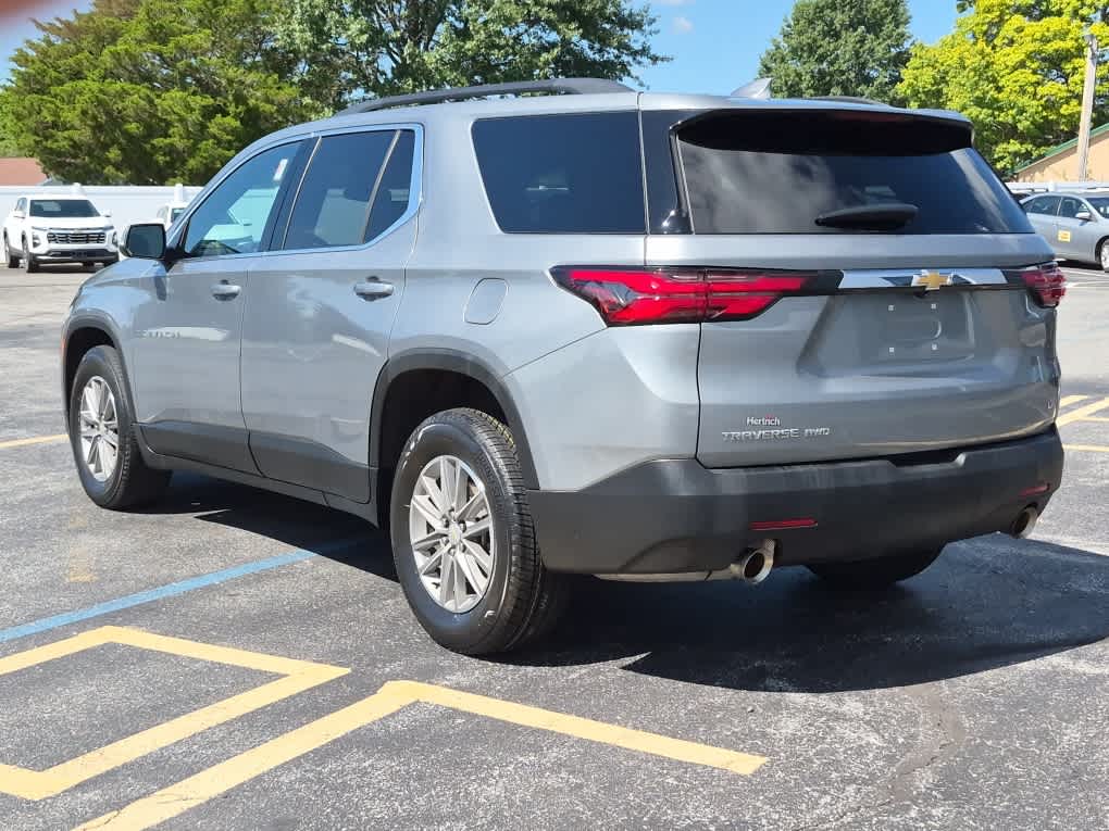 Used 2023 Chevrolet Traverse LT Cloth SUV