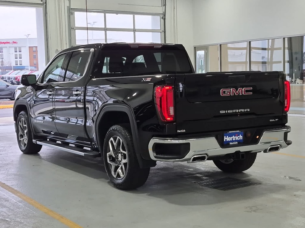 Used 2023 GMC Sierra 1500 SLT 4WD Crew Cab 147 Truck Crew Cab