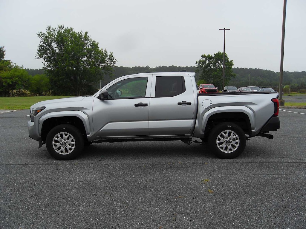 Used 2024 Toyota Tacoma SR Double Cab 5 Bed AT (Natl) Truck Double Cab