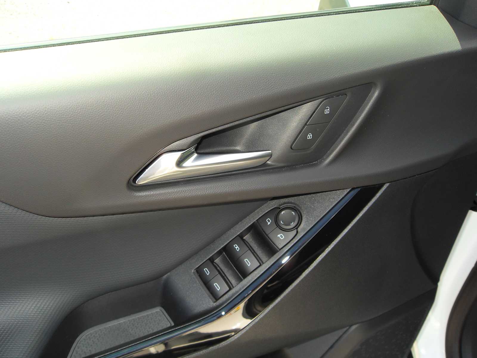 2026 Chevrolet Equinox LT - Photo 20