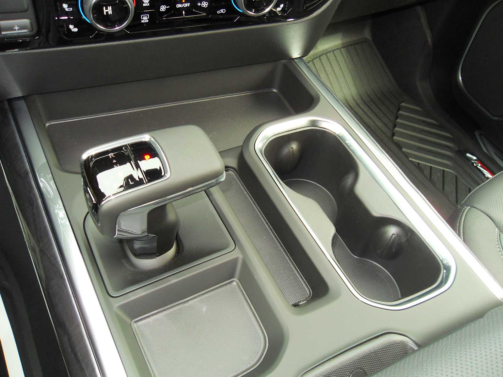 2026 Chevrolet Silverado 1500 LTZ - Photo 29