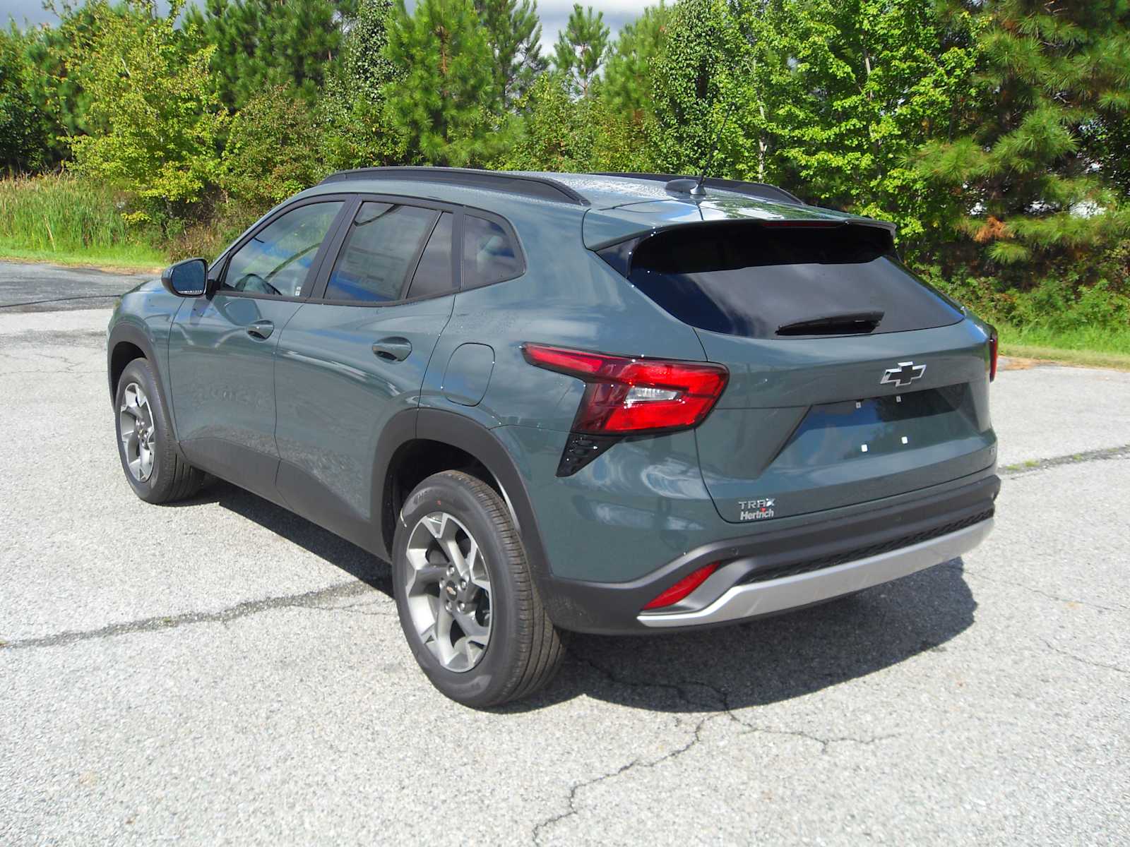 2026 Chevrolet Trax LT photo 3