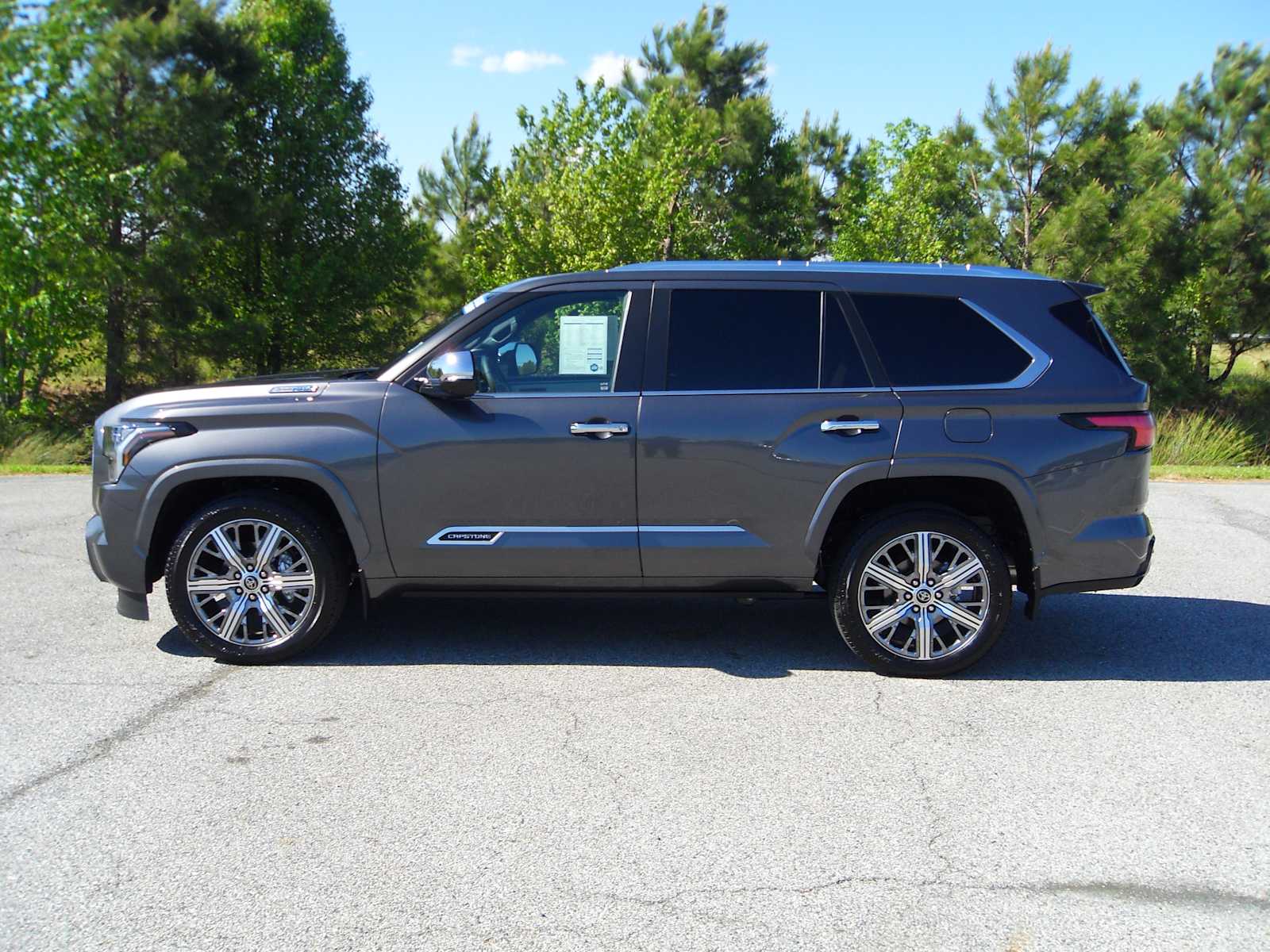 2024 Toyota Sequoia Capstone photo 2