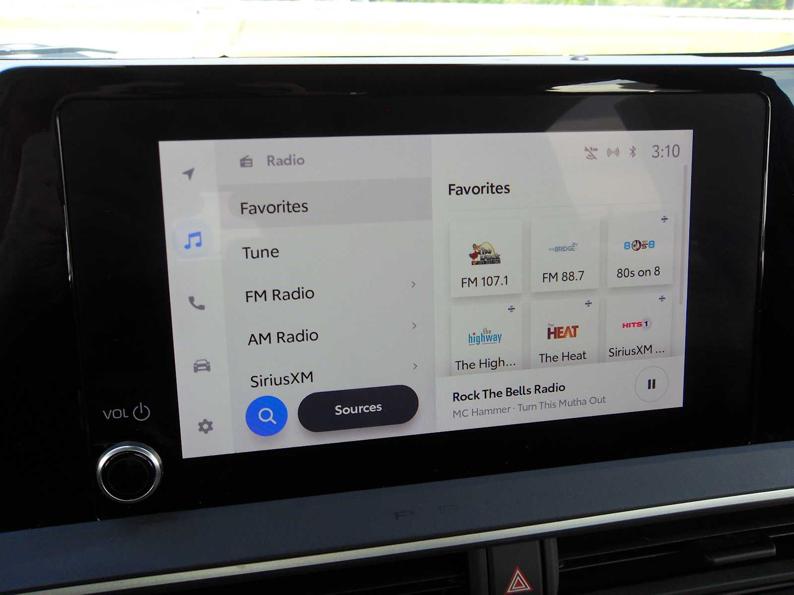 2023 Toyota Prius LE - Photo 36