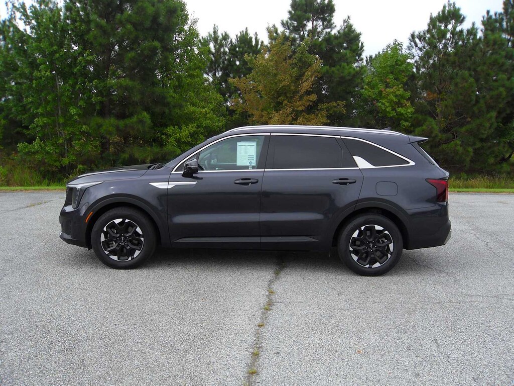 Used 2025 Kia Sorento S SUV