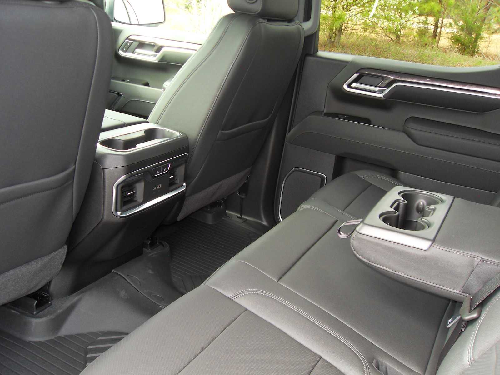 2026 Chevrolet Silverado 1500 LTZ - Photo 17