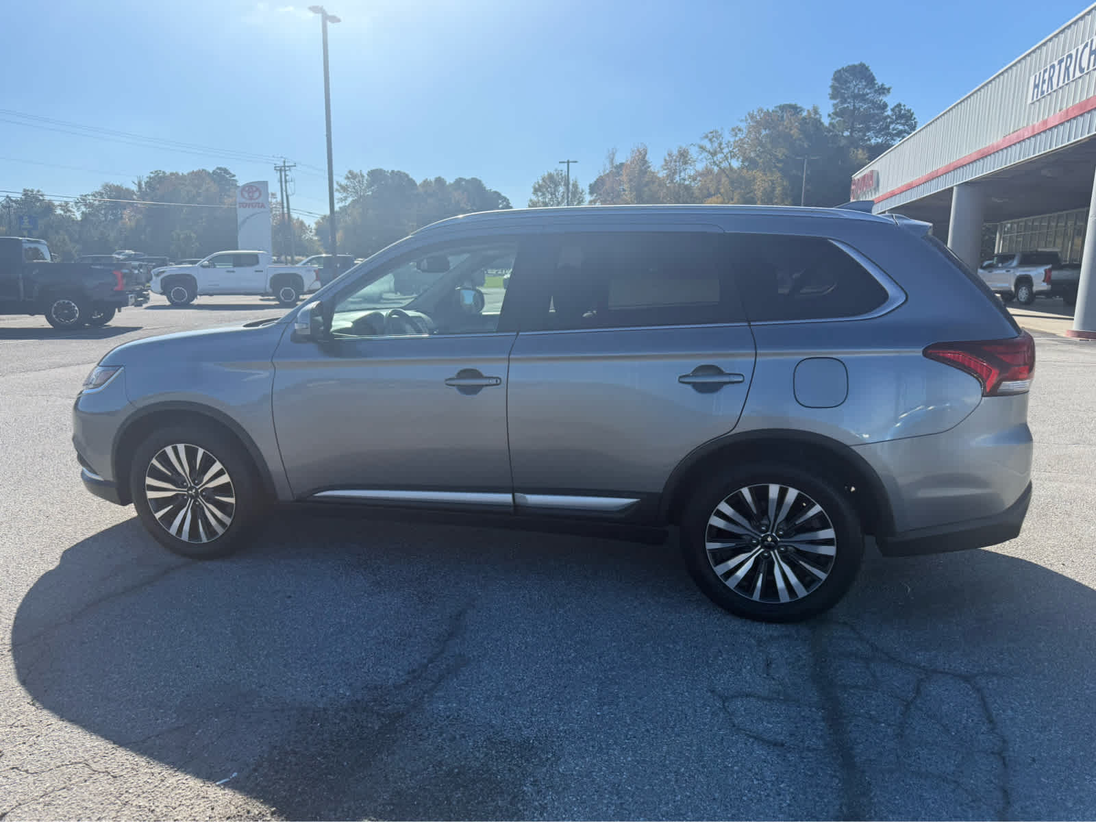 Used 2020 Mitsubishi Outlander SEL CUV